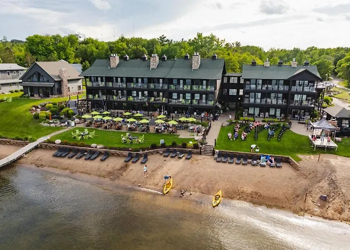 Quarterdeck Resort